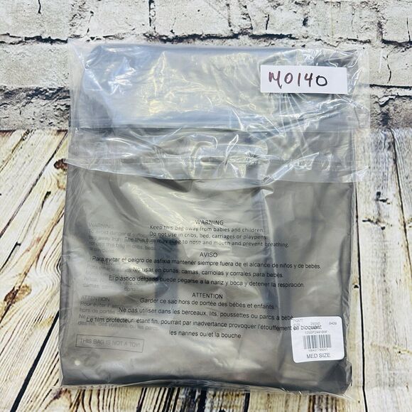 Fear of God Essentials T-Shirt Mens Medium Seal Crew Neck Shirt - Picture 13 of 13